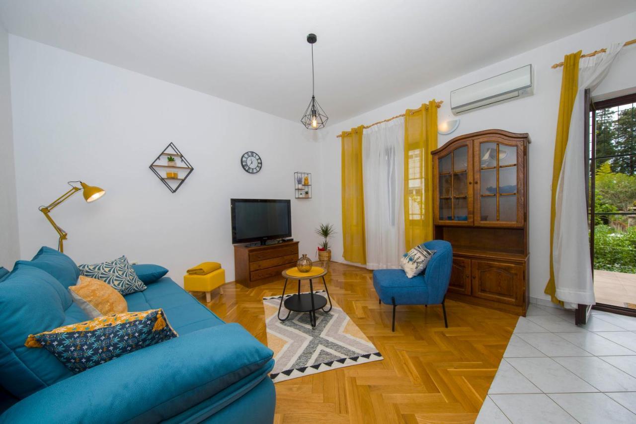 3 Bedroom Apartment Antonio Kaštela 외부 사진